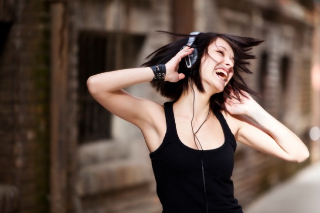 http://widowsvoice.com/wp-content/uploads/2014/03/girl-dancing-with-headphones-on-music-credit-istock-146816384-630x419.jpg